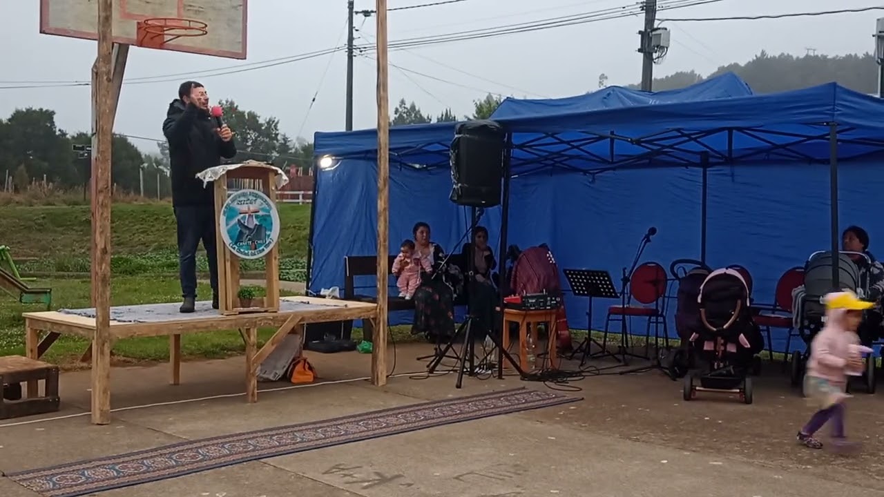 CAMPAÑA EVANGELISTICA EN PLAZA LA INFÀNCIA...PREDICA HNO JACOB MUÑOZ 