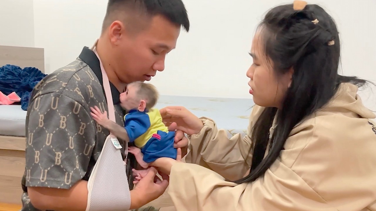 Трогательный момент! CUBIS остаётся с тётей, пока папа в больнице.