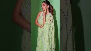 Anushka sen body green