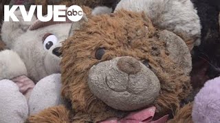 Sandy Creek Stuffie Project: Volunteers connecting kids with stuffed toys