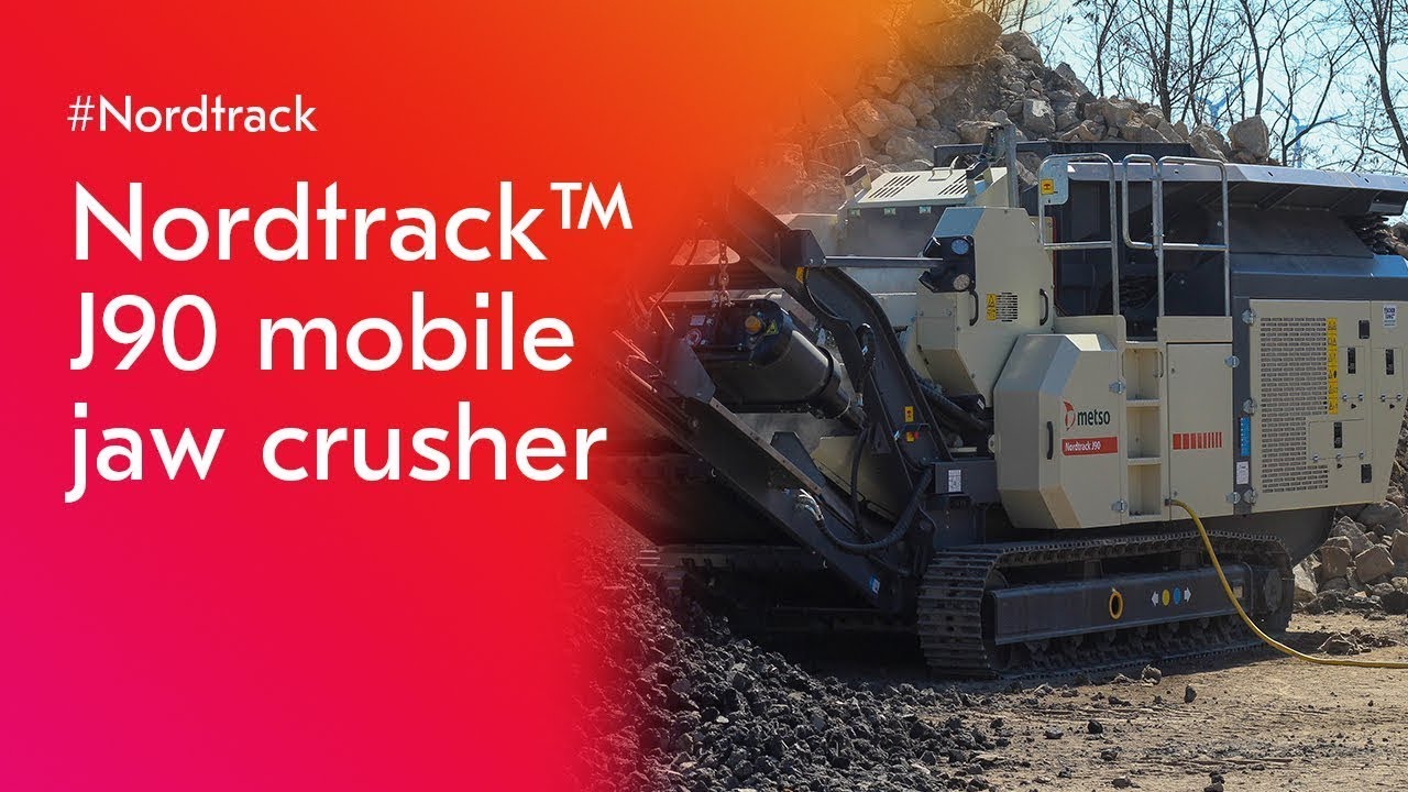 Nordtrack™ J90 mobile jaw crusher crushing demolition waste