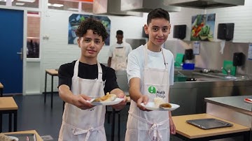 Praktijk College promotievideo: Ga maar even zitten (door Klasse Films) zonder ondertiteling