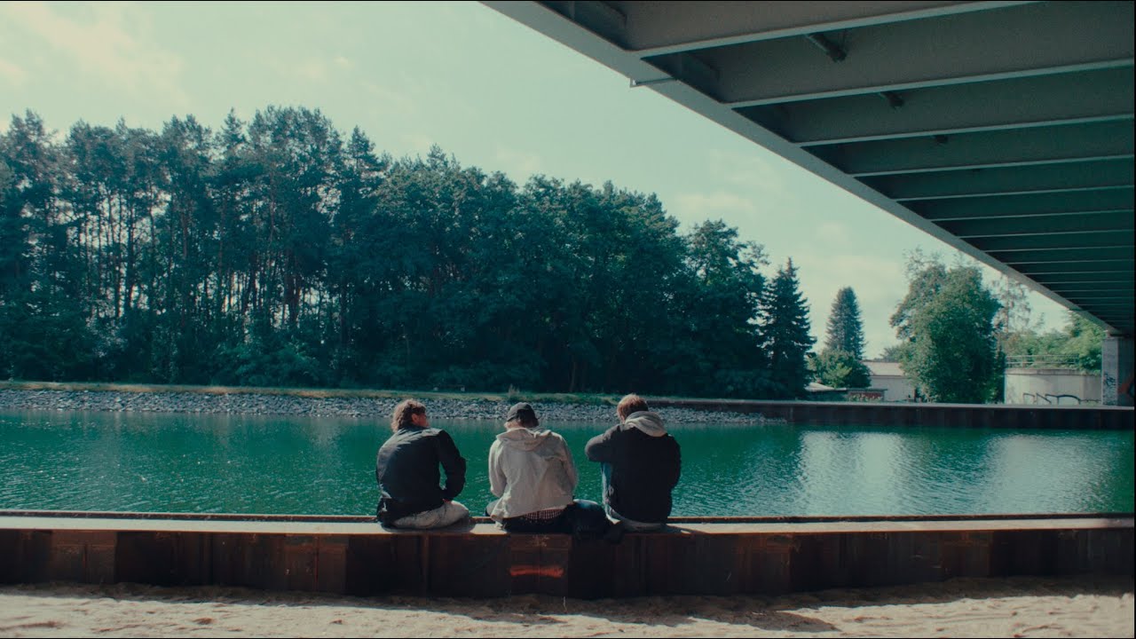 Watch Aaron x Keule - wiese on YouTube Watch Aaron x Keule - wiese on YouTube