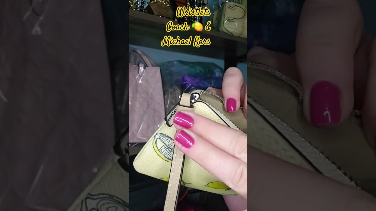 Coach 🍋 print Wristlet & Michael Kors | 