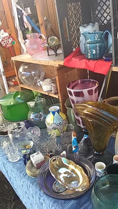 Antique ecstravaganza