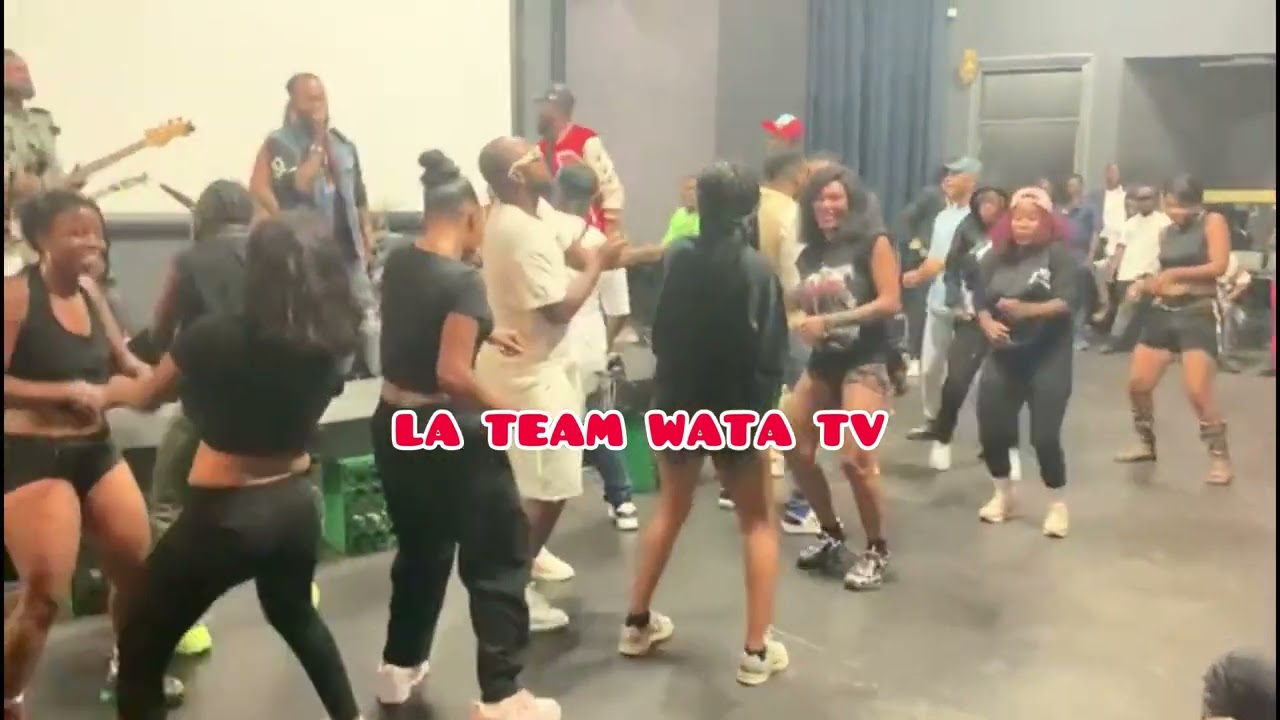 Heritier Wata en répétition chez Pullman hôtel