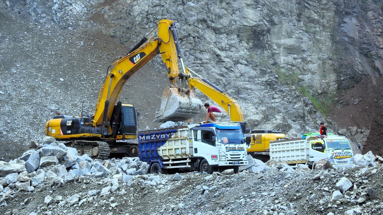 Mega-Tonnage Loading: CAT 320D & Hyundai 210 Overpowering Giant Rock Walls