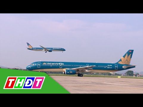 Video Các hãng bay hỗ trợ khách hoàn vé, đổi vé vì dịch... - youtube