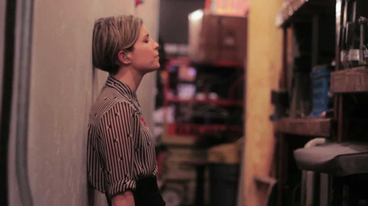 Missy Higgins - Set Me On Fire (Official video)