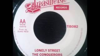 Miniatura de "The Conquerors - Lonely Street"