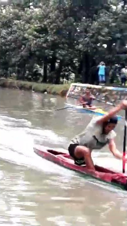 Full Speed Perahu Dayung Di Sido kepung Sidoarjo