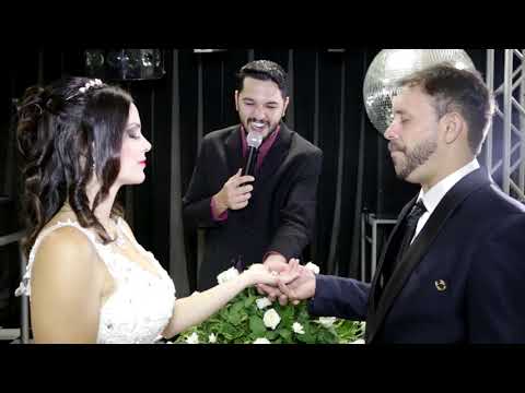 Vídeo: O que é uma cerimônia de casamento por aliança?