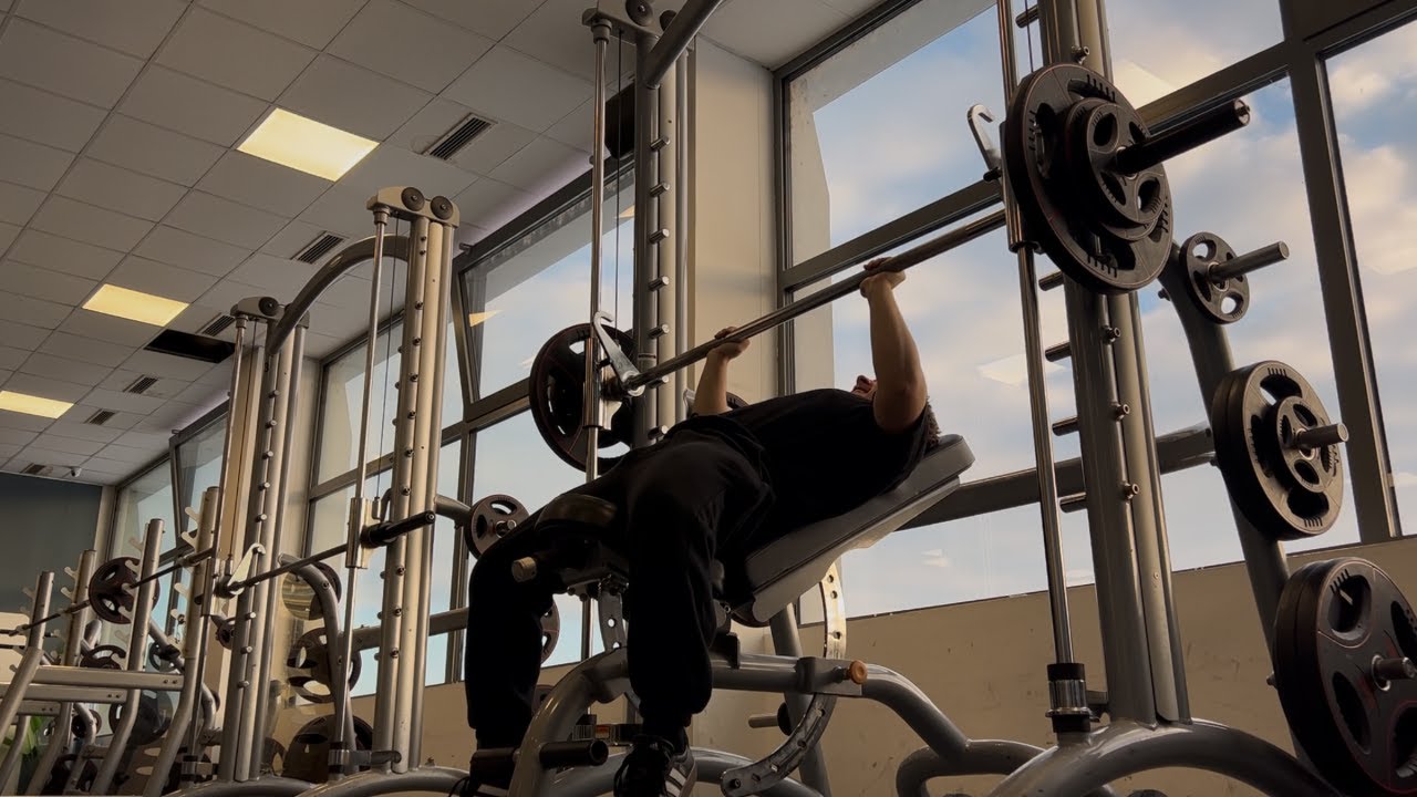 Bulk Day 95 - Chest + shoulders