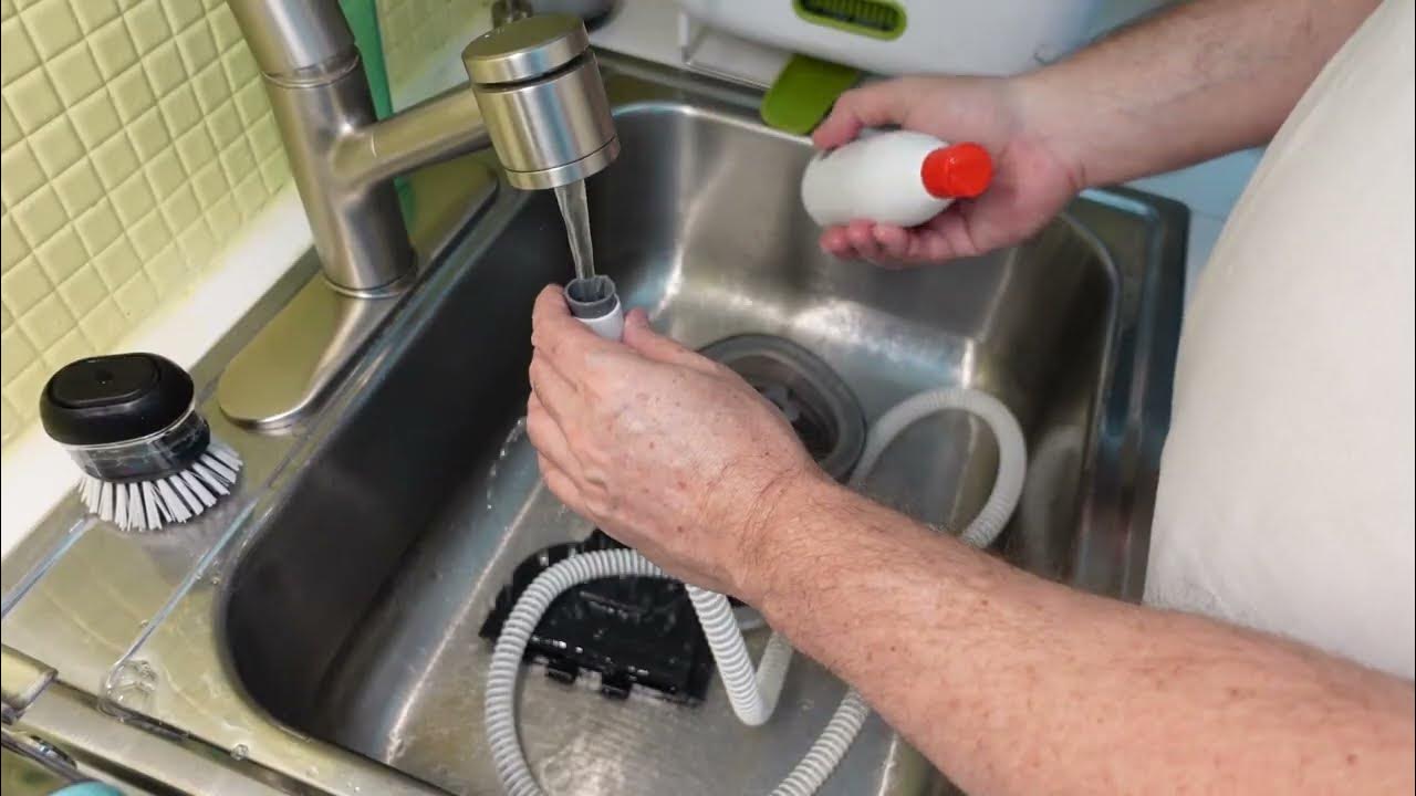 How To Clean The Cpap Hose how to clean CPAP hose and CPAP water chamber - YouTube