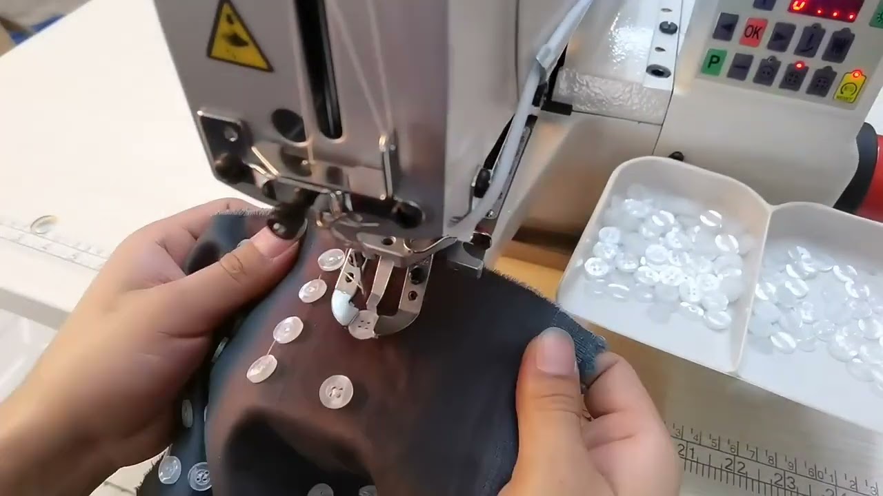 BT-1377 Button Press Machine Automatic Sewing Button Machine