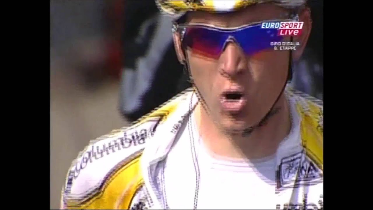 Giro d'Italia 2009 - stage 8 - Kanstantsin Siutsou takes a solo win
