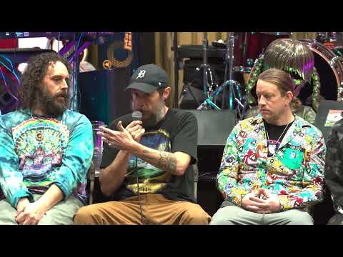 Glass is Dead panel discussion ft. renowned glassblowers Banjo, Jerry Kelly, Karma and more