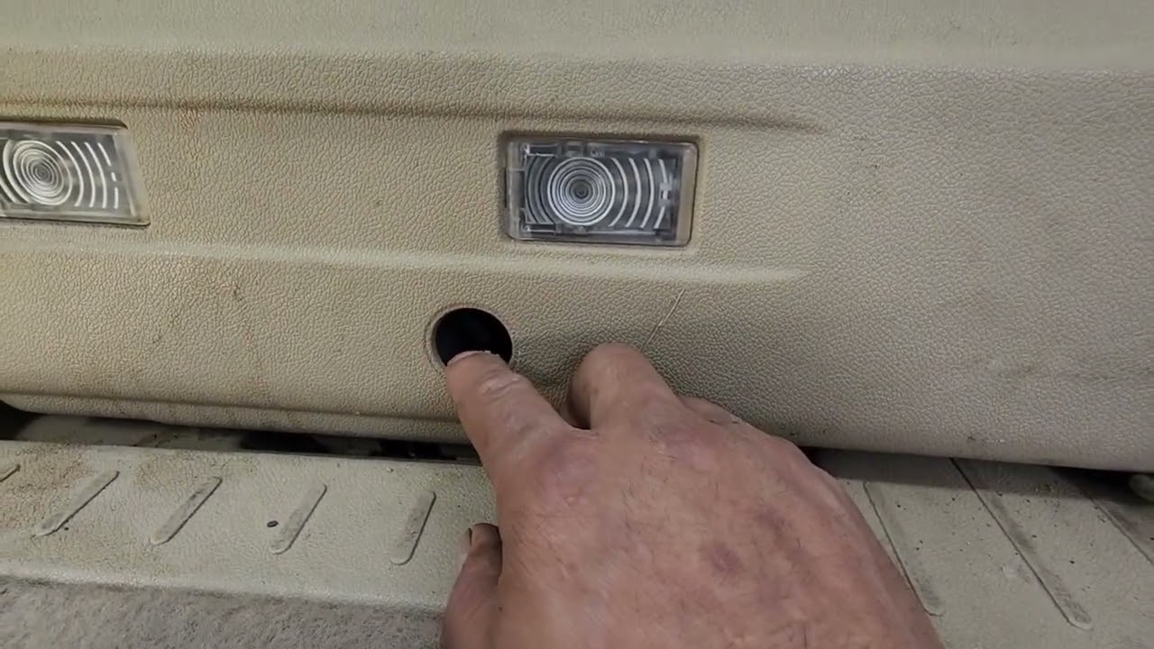 Buick enclave lift gate won't open - quick solution