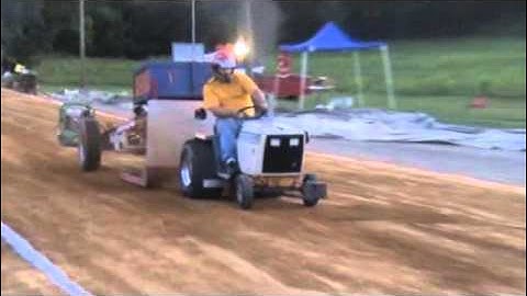 Pro Stock turbo diesel Cub Cadet