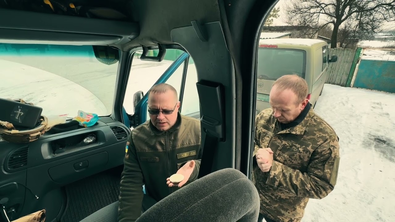 Причастя на фронті, волонтери під обстрілом 