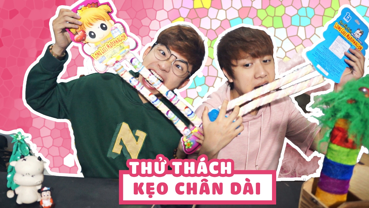 THỬ THÁCH KẸO CHÂN DÀI (KẸO XỐP XOẮN) – 2 Anh Chơi Muvik Rồi!