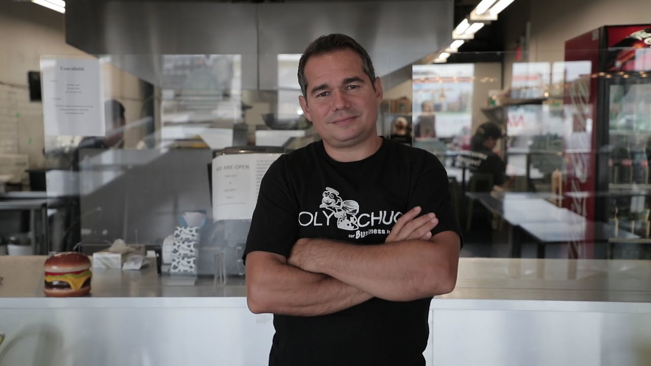 TORONTO'S BEST BURGER - BUFFET BUDS: HOLY CHUCK