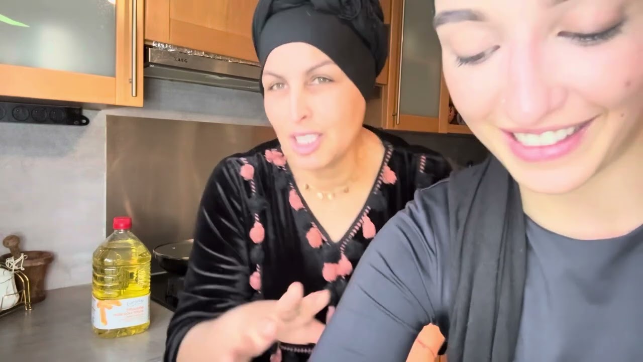 اليوم  منيرة مع ميلاني طيبو الفطور تع رمضان😋🤭شفو واش رهم يوجدولي دارو تغاميسو😋