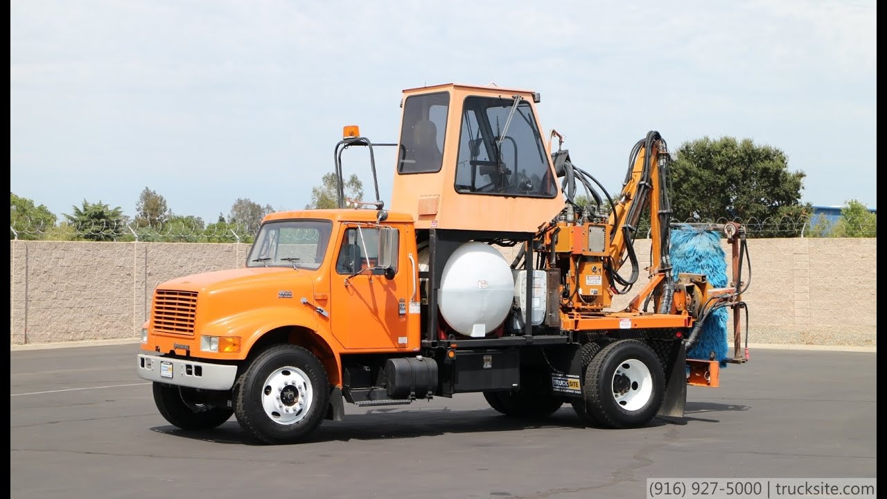 1998 International Wausau TW600 Tunnel Washer Truck YouTube