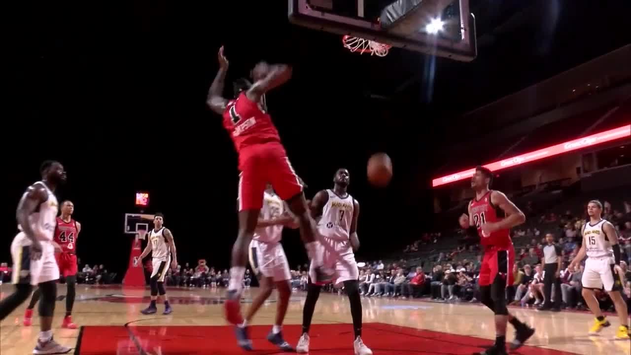 Feb. 22, 2019 - Brandon Sampson tallies 24 points & 10 rebounds vs. Fort Wayne