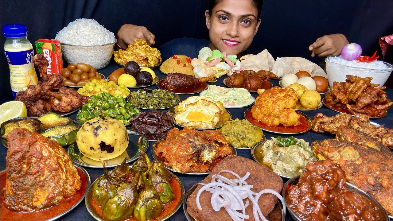 Eating 30 Item panta Bhat Aloo Bhorta Egg Pouch Chilli Chicken Romali Roti Baingan Curry Fish Fry