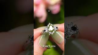 Swipe & find your match #ringmatch #engagementring #diamondjewelry #bridalring #statementring