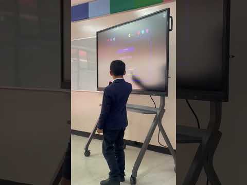 Ponencia de mi hijo José Alejandro en el instituto de Inglés! Padre Orgulloso
