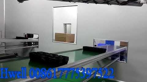 thermoforming machine with robot arm