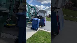 Homewood Disposal 1000 on a garbage/yard waste route