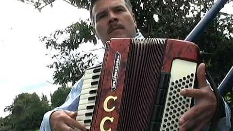 DISFRUTANDO DE PLACER. OLEGARIO TORRES