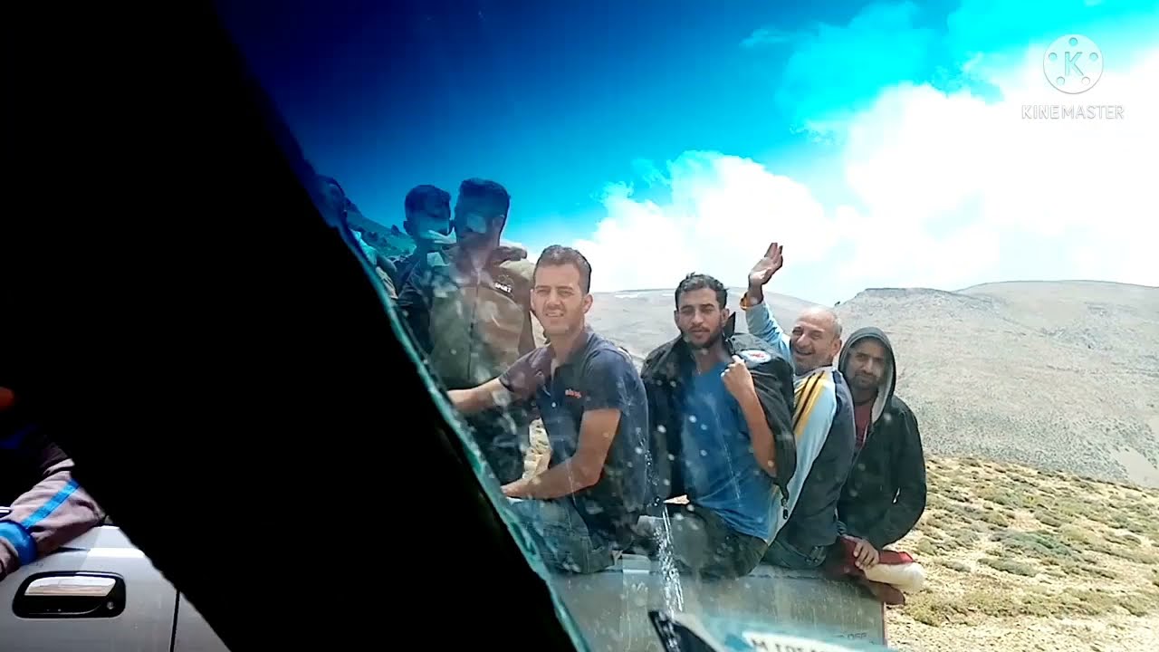 عشائر البدو في (قراصيا) التي يعلوها (القرنة السوداء) أعلى قمة في لبنان والشرق الاوسط👍