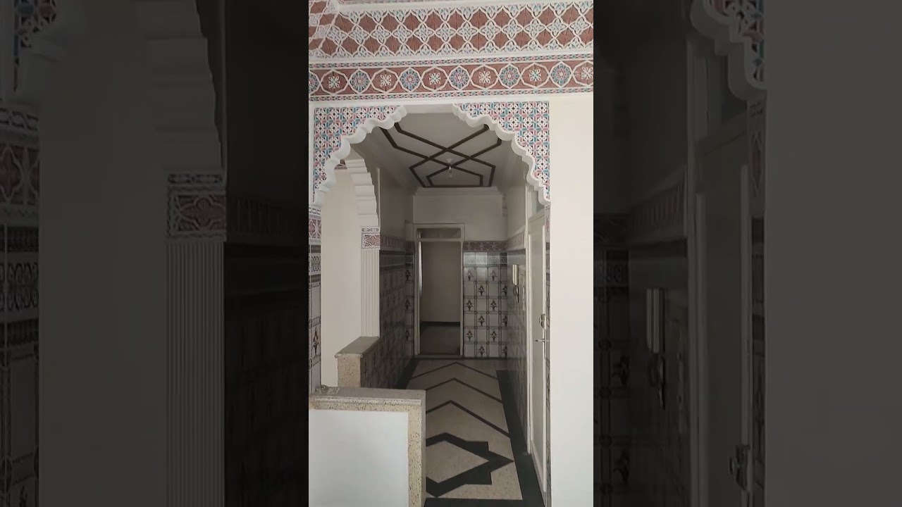 فوقي  مستقل بحي المقاسم ، للتواصل مكتب عقار صفرو  عمارة بن شرقي المدينة الجديدة 0669608037.