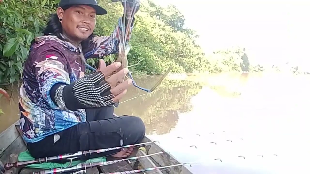 Target buruan masih di dapat kan !!!.@ANGLERTATTOKALBAR #mancing #mancingudang #fishing 