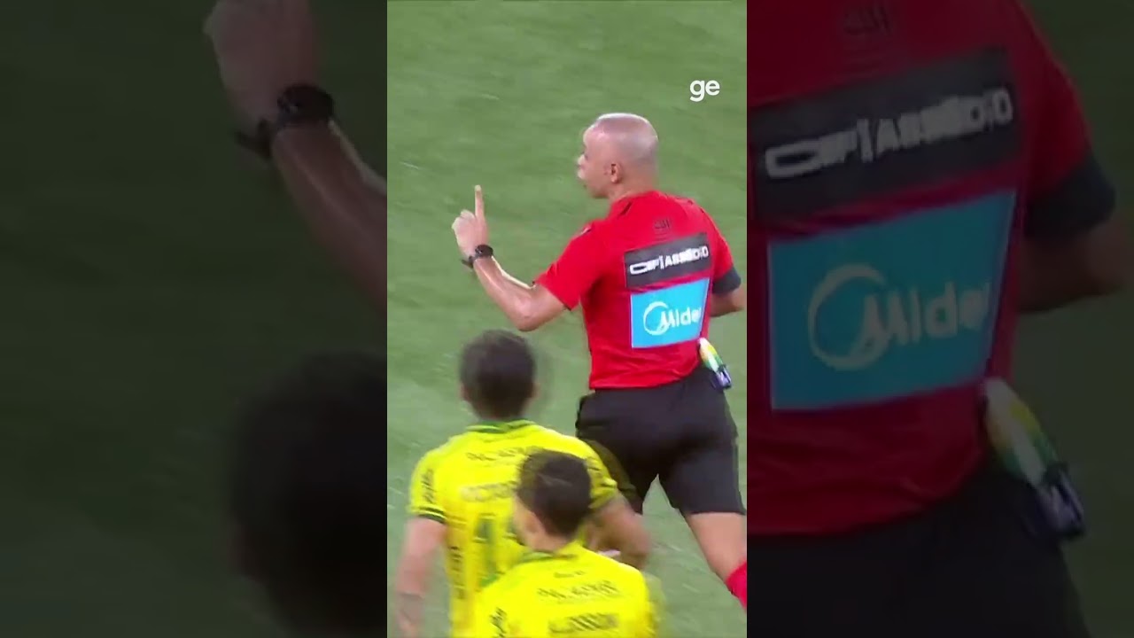 PÊNALTI PARA O BOTAFOGO! | #shorts | ge.globo