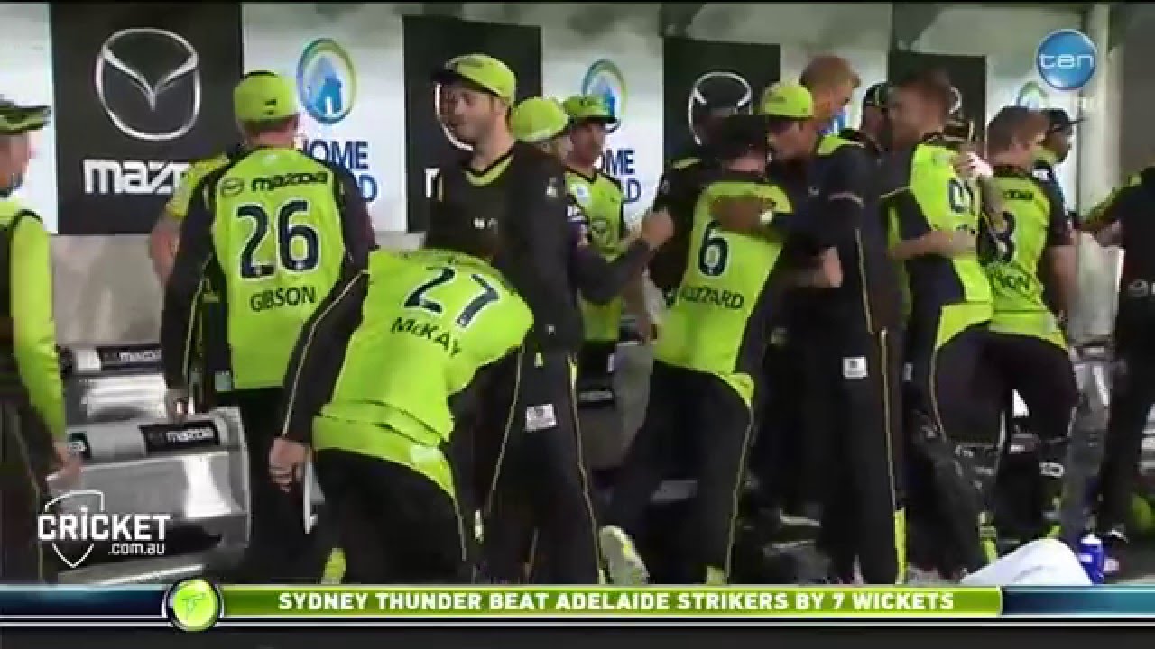 Highlights: Thunder vs Strikers