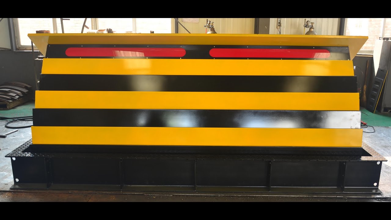 Shallow Mounted Hydraulic Road Blocker With EFO YouTube