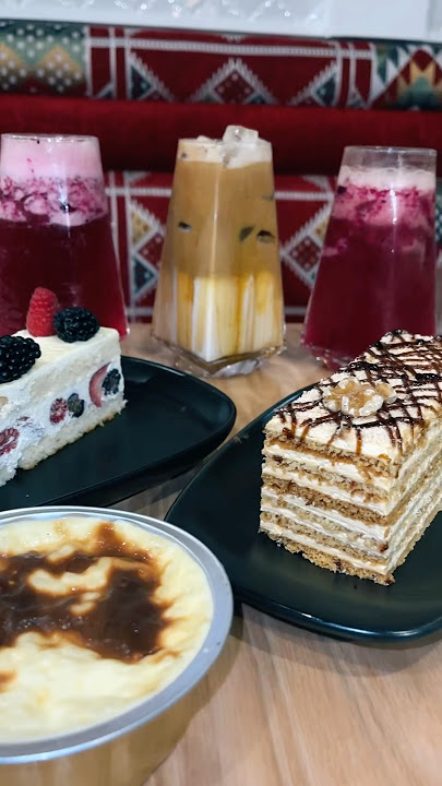 Qamaria’s Lombard location is officially open!! 😋✨🌳 #lombard #cafe #jamilaeats #chicago