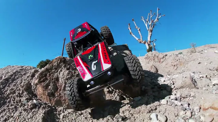 Trying My Stock Axial Capra 1.9 4ws On The Comp Crawler Course At The Local Hobby Shop 01/27/22