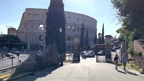 Walking in Rome (Oppian Hill Park to Colosseum) 28...