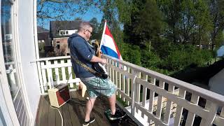 Video thumbnail of "ED STRUIJLAART SPEELT HET WILHELMUS LIVE OP GITAAR VANAF ZIJN BALKON (KONINGSDAG 2020)"