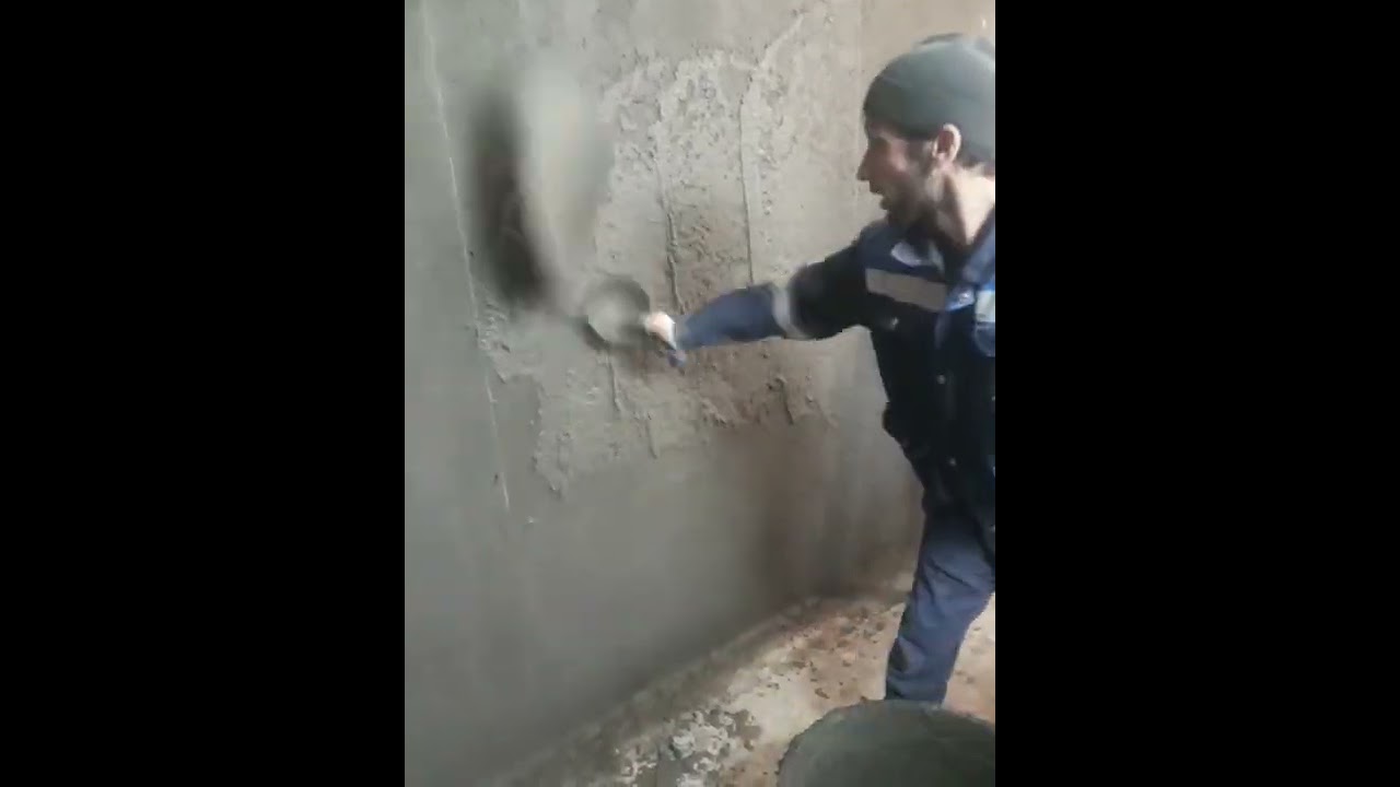 Výhody použití pískového betonu m300 pro omítání stěn: