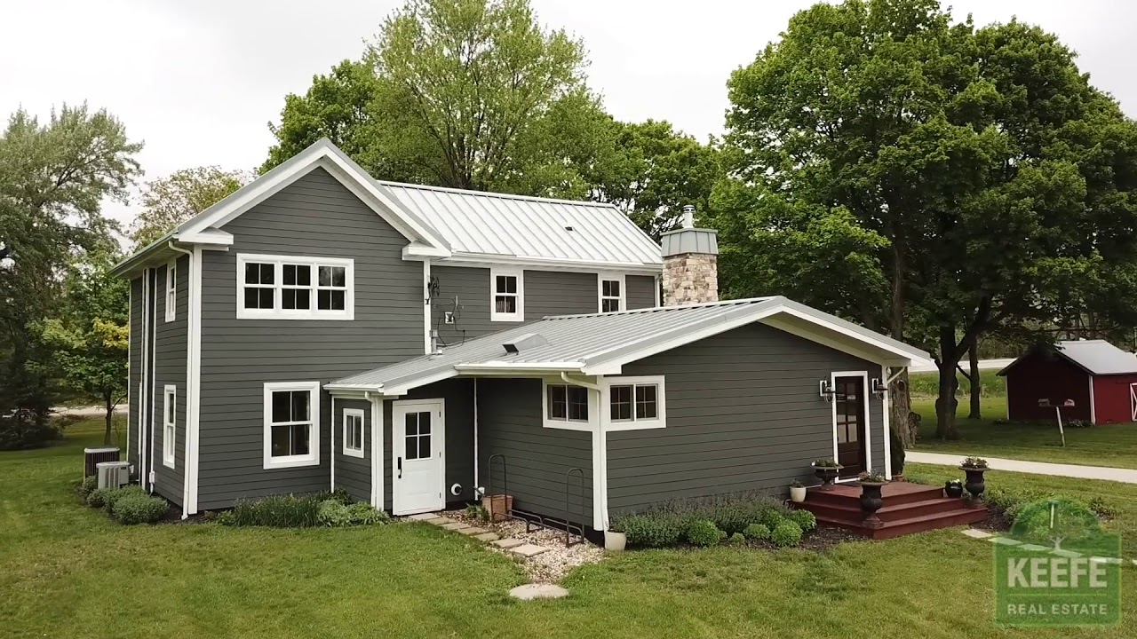 W1667 Co Rd B, Genoa City, WI 53128