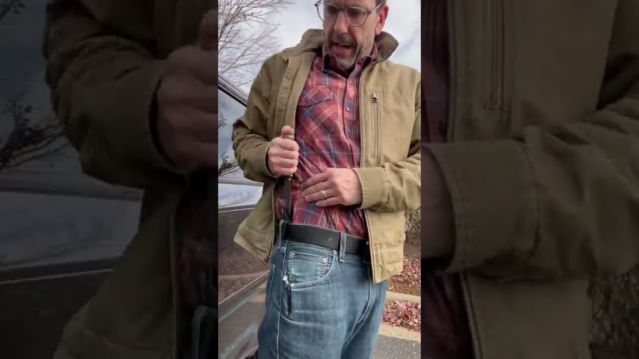 Как я ношу EDC-ножи с фиксированными клинками &mdash; The Knife Junkie #шорты