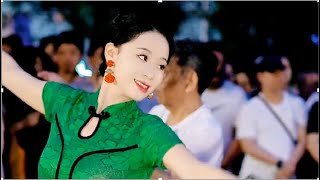 Wengmu , sexy and charming Tibetan beauty, beautiful Tibetan song and dance