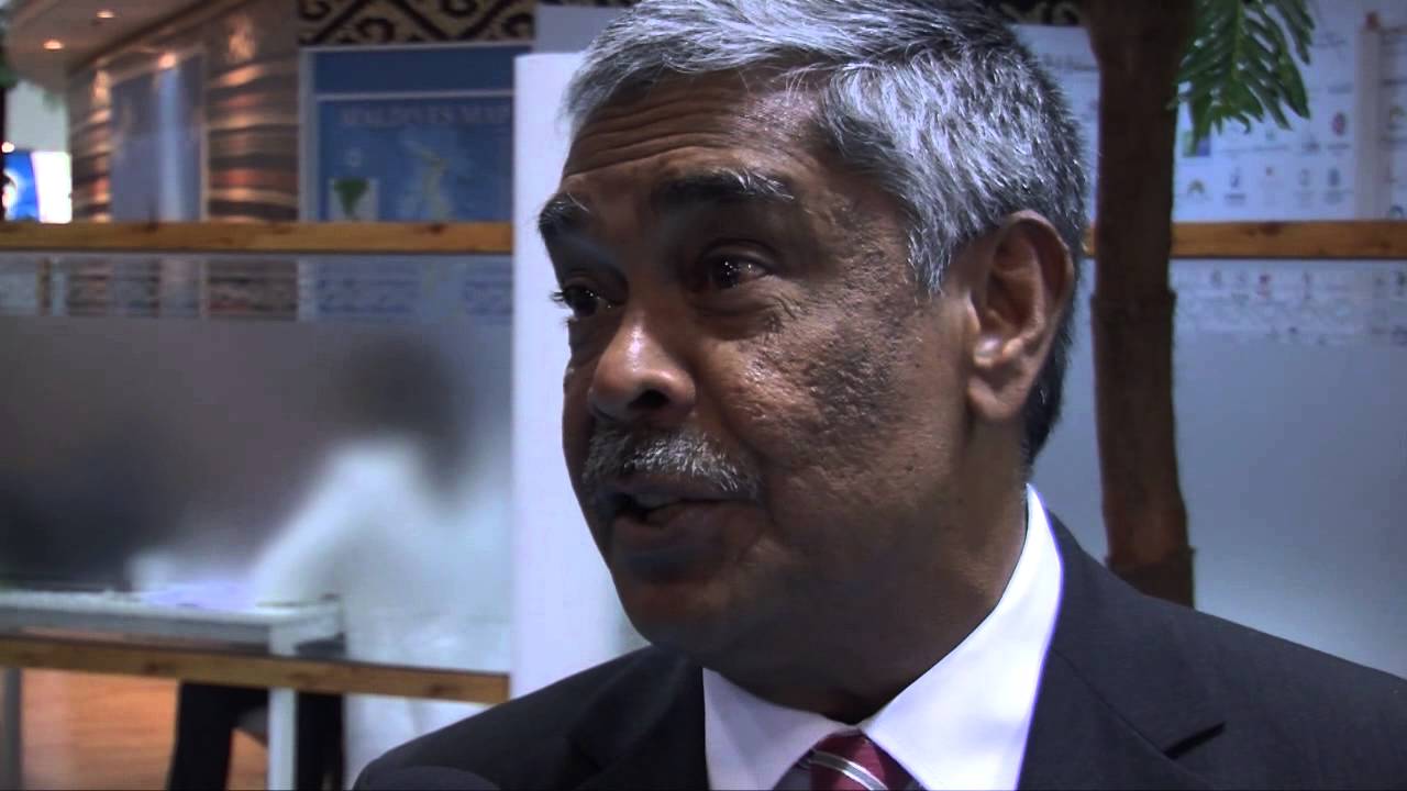 Hussain Afeef, Crown Company